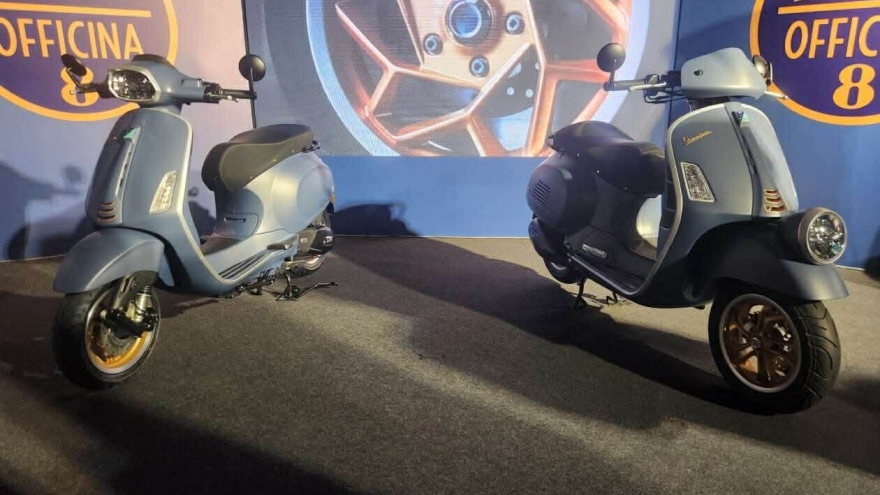 Vespa Officina 8 GTV 300 và Sprint 150 chính thức ra mắt