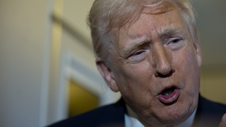 Ông Trump nói đàm phán hòa bình Ukraine “đang tiến gần một điều gì đó”