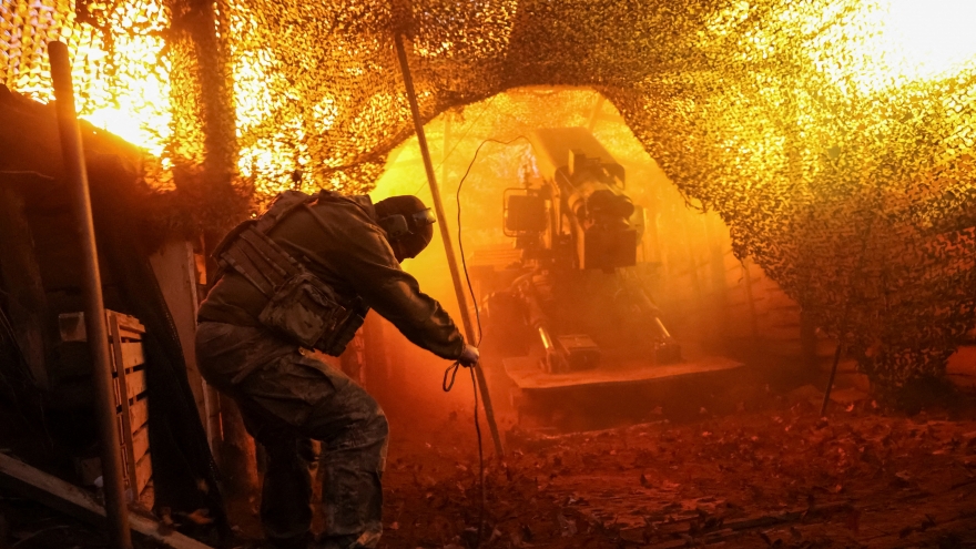 Toàn cảnh quốc tế sáng 24/12: Chiến trường Ukraine nóng lên sau các cuộc đàm phán