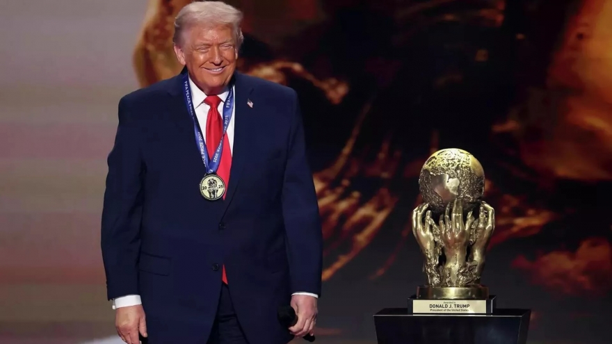 Tổng thống Trump được trao Giải hoà bình của FIFA