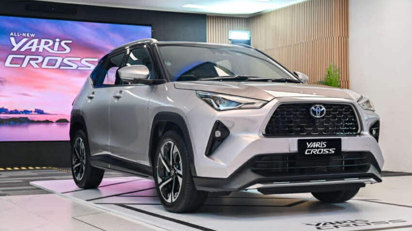 Toyota Yaris Cross giới thiệu gói bodykit trước khi bán chính thức tại Malaysia