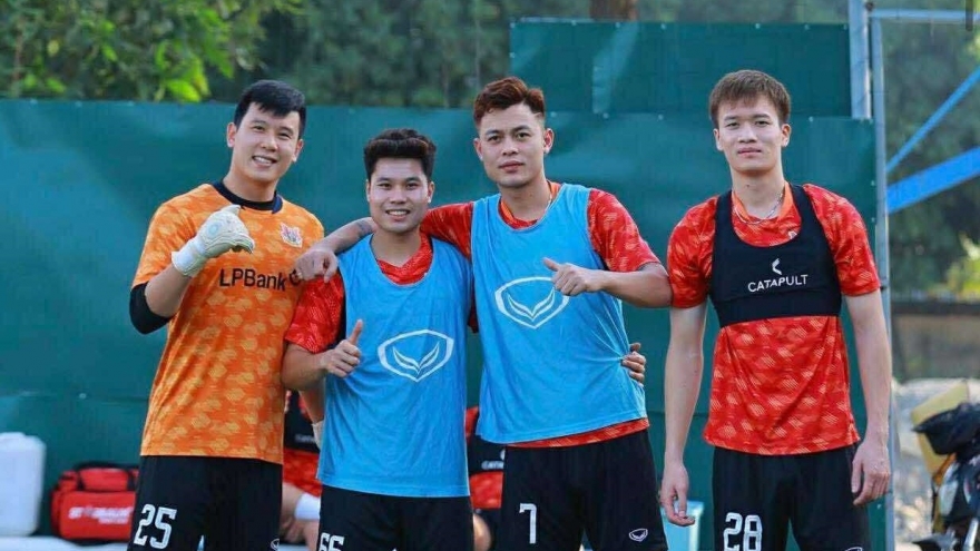 Khi Đức Chiến “đá bóng” trên… mạng xã hội