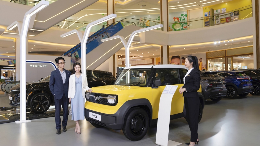 Thị trường ô tô tháng cuối năm: Cao điểm ưu đãi - cuộc đua “chốt sổ”