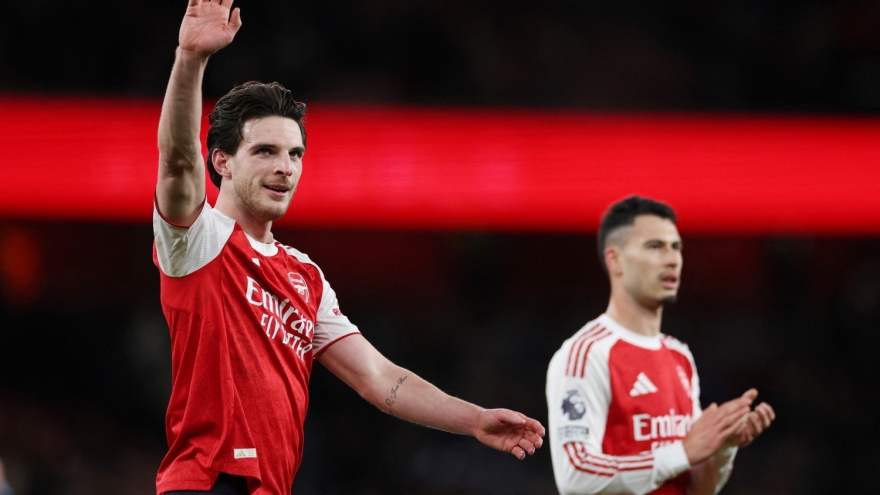 Sau vòng 18 Ngoại hạng Anh 2025/2026: Tam mã đua vô địch