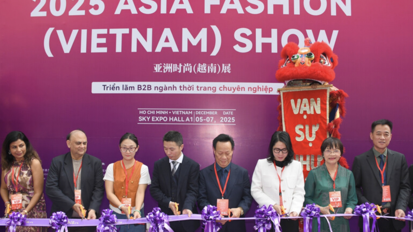 Asia Fashion Show 2025 elevates Vietnamese brands on global supply chain