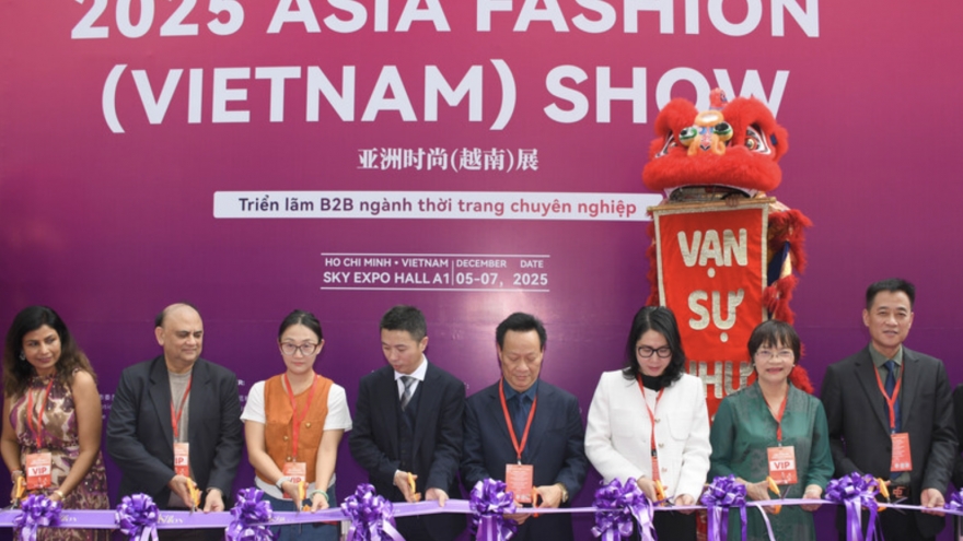 Asia Fashion Show 2025 elevates Vietnamese brands on global supply chain