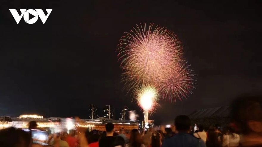 HCM City to ring in 2026 with spectacular fireworks displays