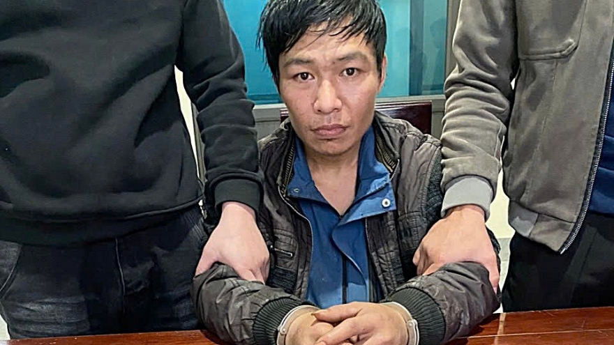 Bắt kẻ trốn truy nã đang mang theo ma tuý