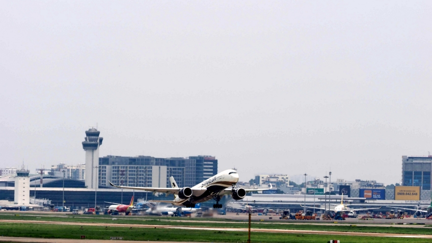 Khách qua Tân Sơn Nhất dịp Tết Dương lịch 2026 cao điểm lên đến 135.000 khách