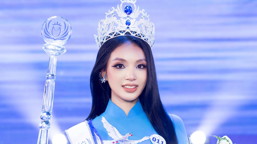 Nguyen Phuong Thanh crowned Miss Vietnam Peace Student 2025