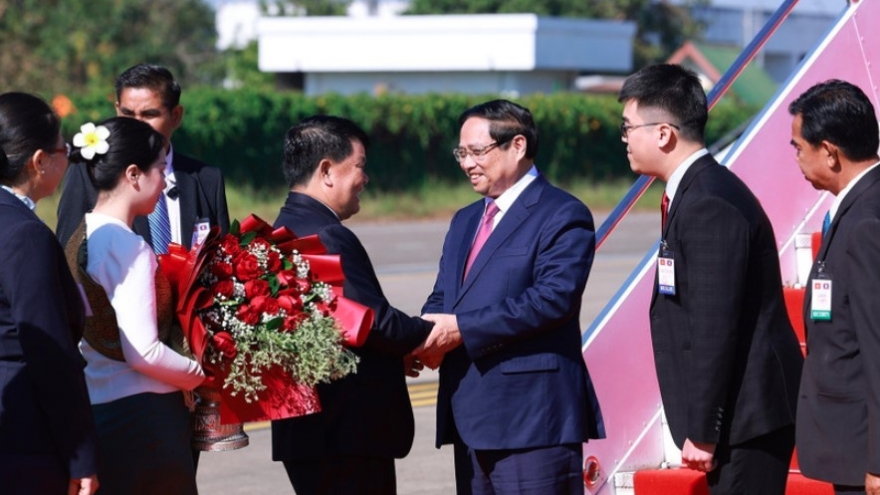 PM arrives in Vientiane for high-level Party meeting