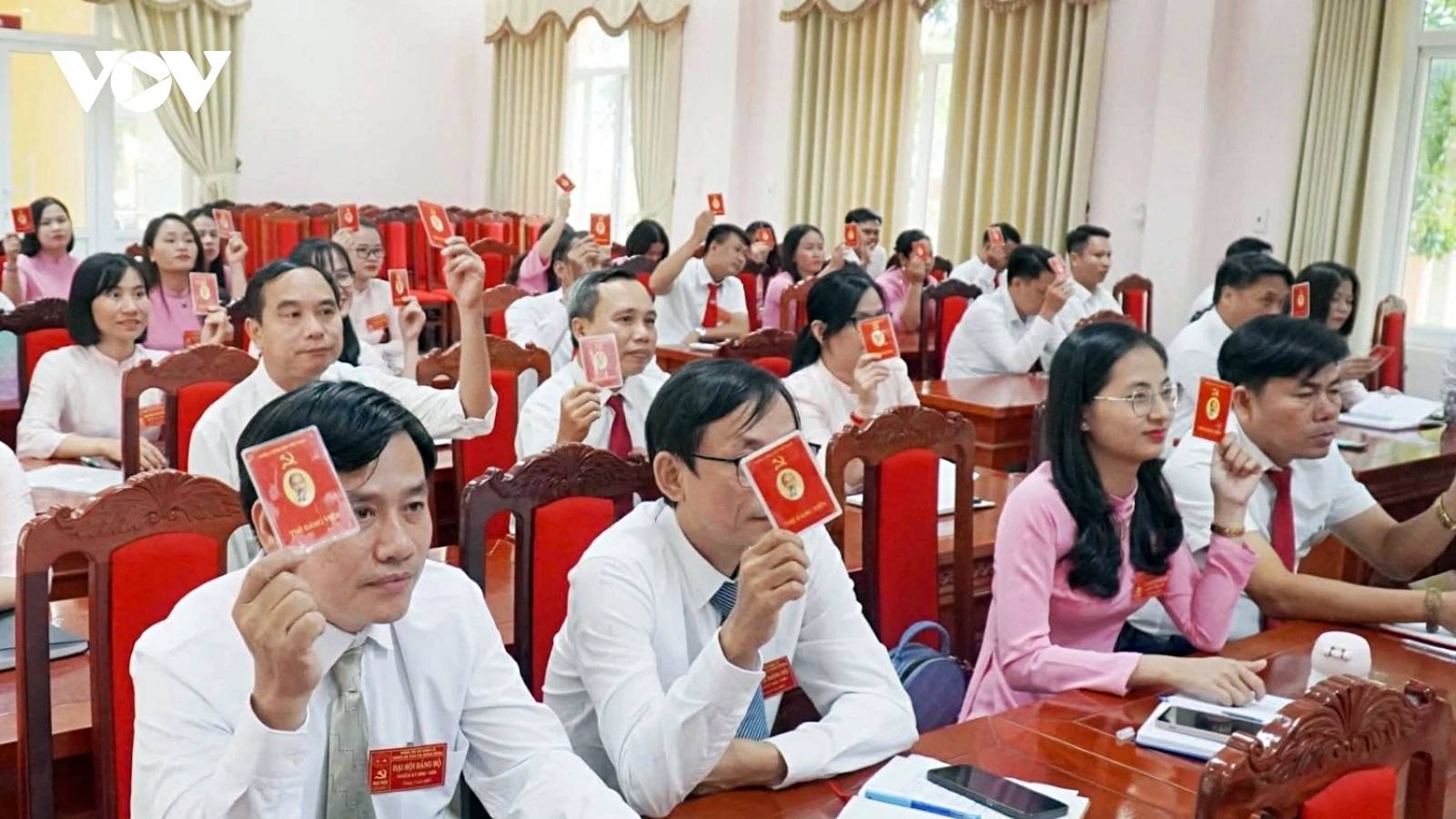 Openness and democracy promoted through public consultation on draft Party documents