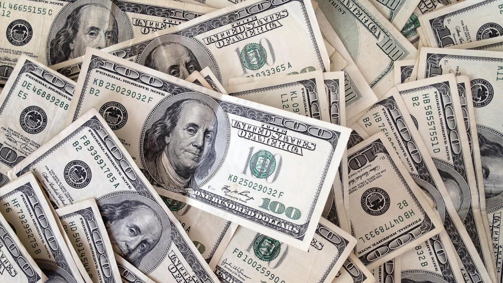 Tỷ giá USD hôm nay 16/12: Giá bán USD tự do giảm còn 27.180 đồng/USD