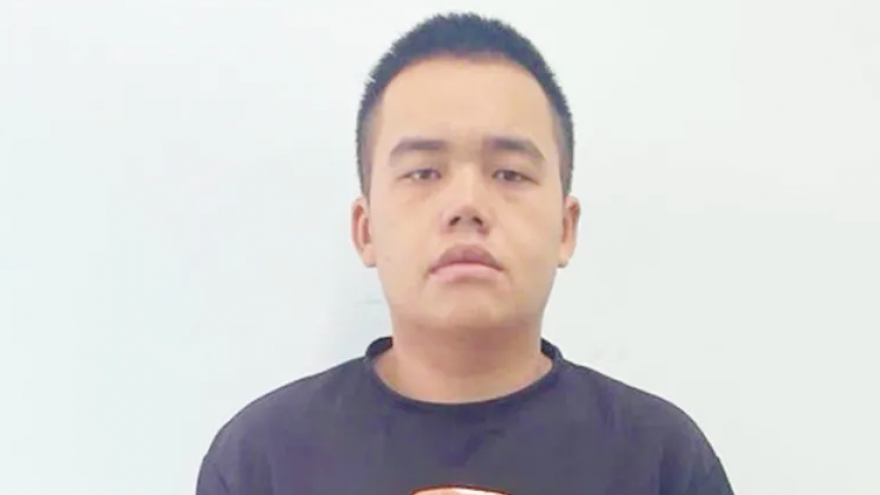 Thanh niên theo dõi người phụ nữ ở nhà một mình, trộm cắp 1 tỉ đồng