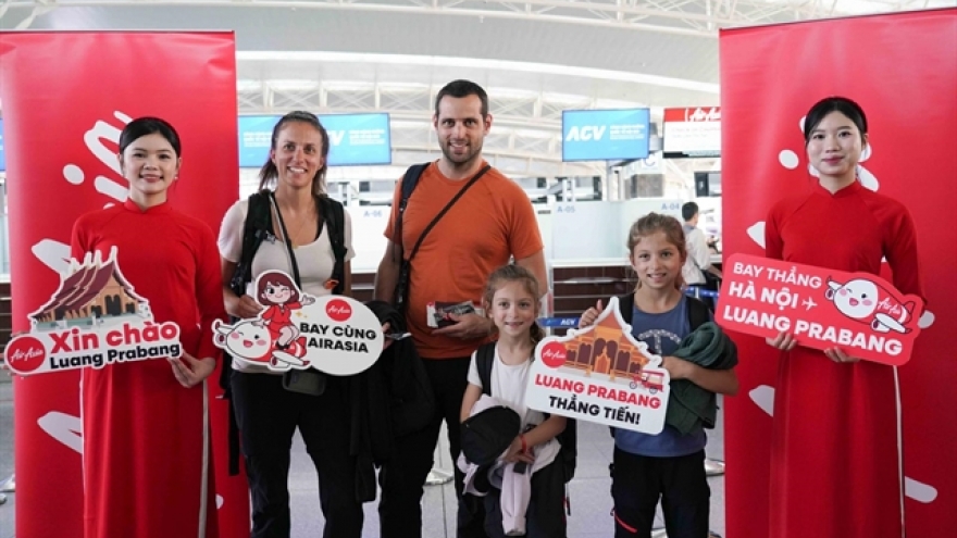 Thai AirAsia starts new Hanoi-Luang Prabang route