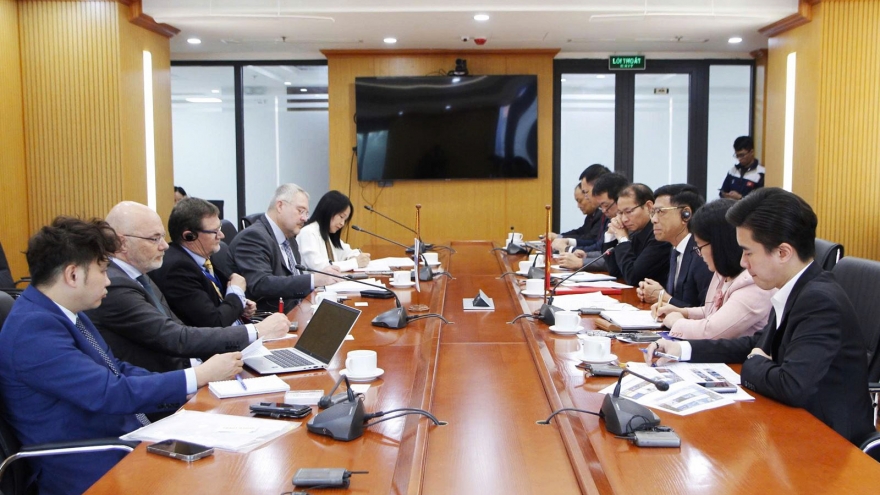 Vietnam and Finland to boost maritime and logistics cooperation