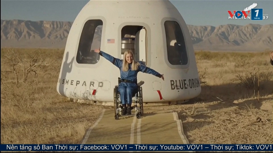 Blue Origin đưa người khuyết tật đầu tiên bay vào vũ trụ