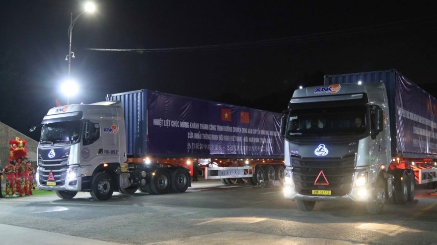 Xuất nhập khẩu nhộn nhịp, Lạng Sơn tăng năng lực thông quan