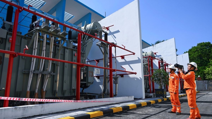 EVNHANOI nỗ lực bảo đảm điện an toàn, ổn định cho Thủ đô năm 2025