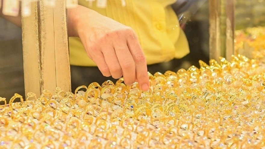 Giá vàng hôm nay 15/12: Vàng miếng SJC tăng vượt 157 triệu đồng/lượng