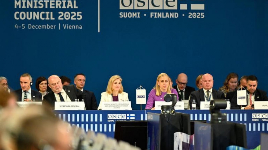 Ngoại trưởng Ukraine: “Chúng tôi cần hòa bình thực chất chứ không phải sự xoa dịu”