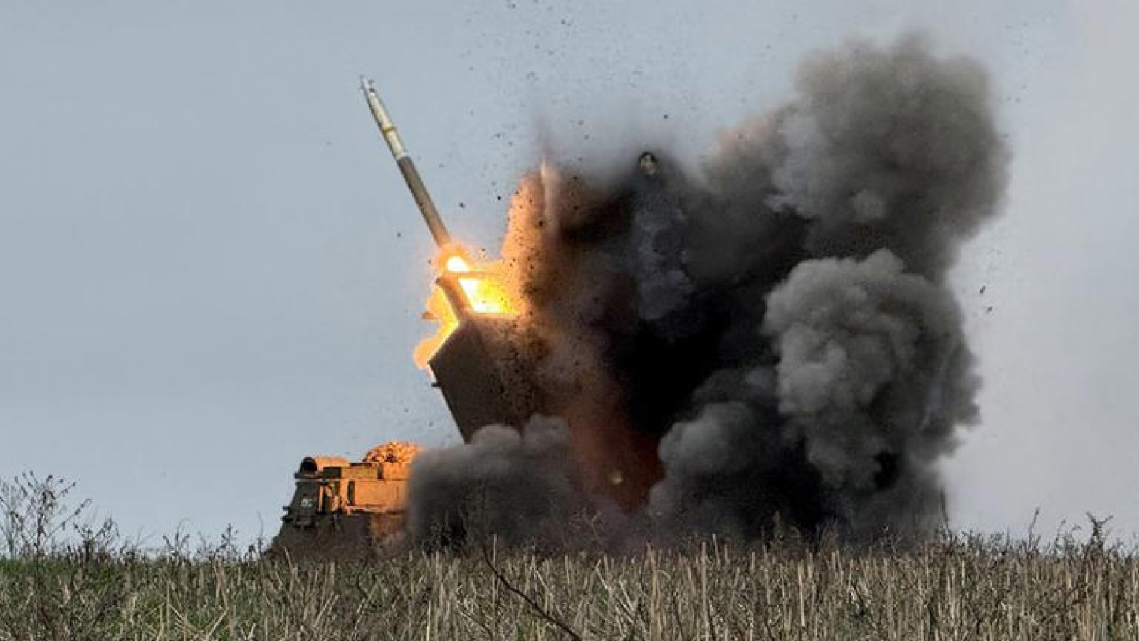 Ukraine tố Nga tiến hành cuộc tấn công cơ giới lớn bất thường tại Pokrovsk