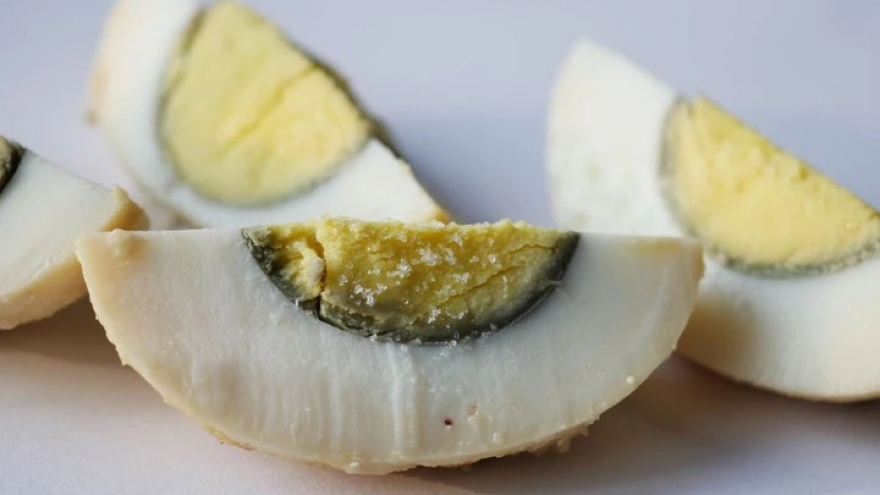 Lòng đỏ trứng luộc viền xanh có an toàn, bổ dưỡng?