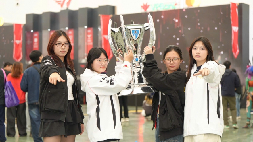 Faker và T1 khuấy động lễ hội eSports lớn chưa từng có tại Việt Nam