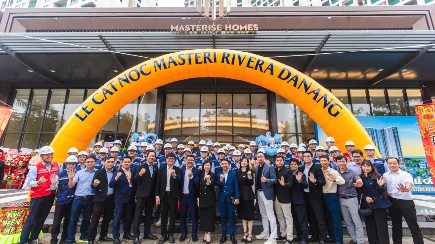 Masterise Homes chính thức cất nóc dự án Masteri Rivera Danang