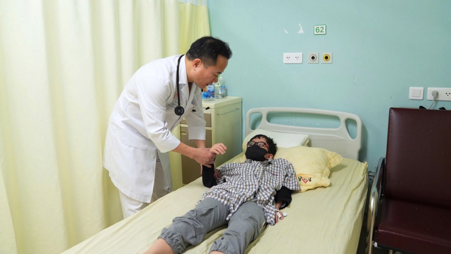 Đột quỵ ở trẻ nhỏ: Đừng bỏ qua dấu hiệu bất thường nào