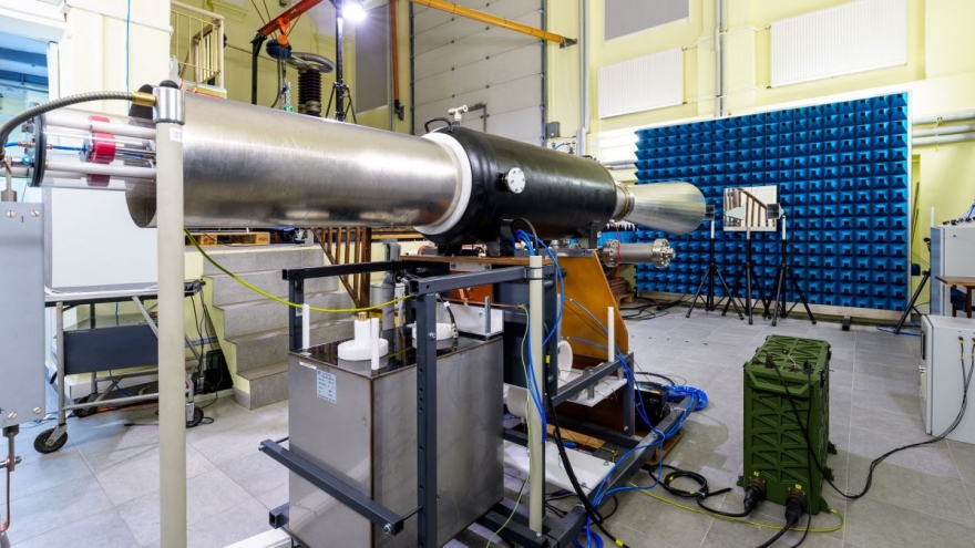 Ba Lan phát triển hệ thống điện từ vô hiệu hóa UAV