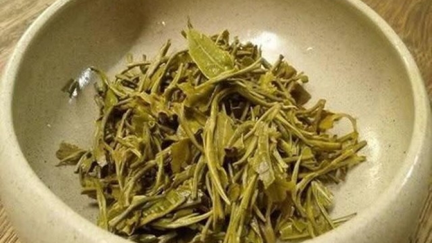 Bã trà tưởng bỏ đi, hóa ra có loạt công dụng khiến ai cũng bất ngờ