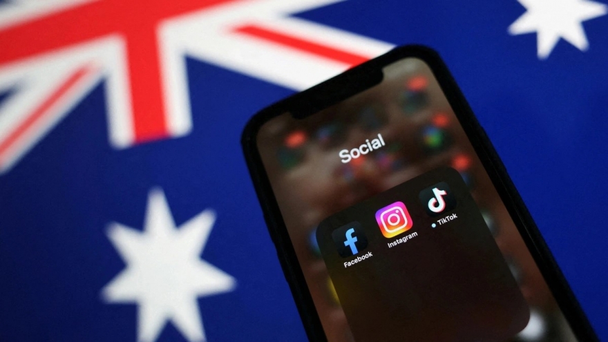 Cấm trẻ dưới 16 tuổi dùng mạng xã hội: Việt Nam có nên áp dụng?