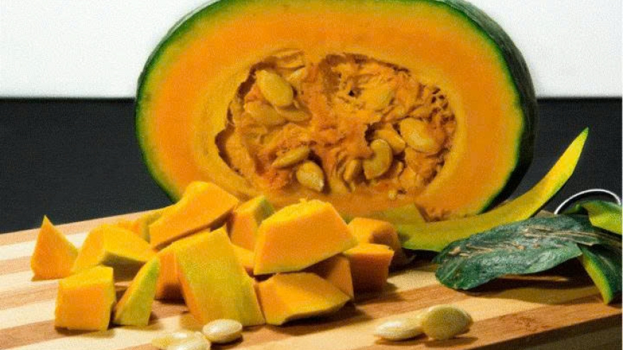 Đi chợ thấy 5 loại rau củ rẻ như cho này cũng đừng mua