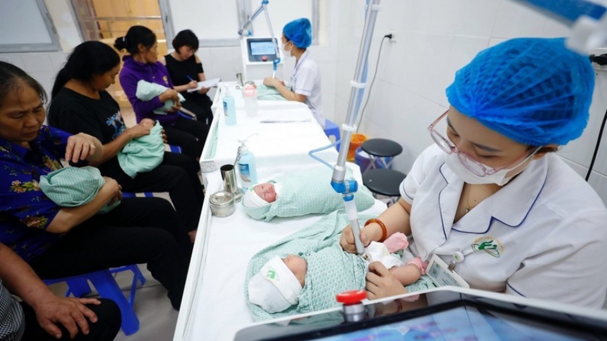 Incentives in Population Law expected to reverse birth rate decline