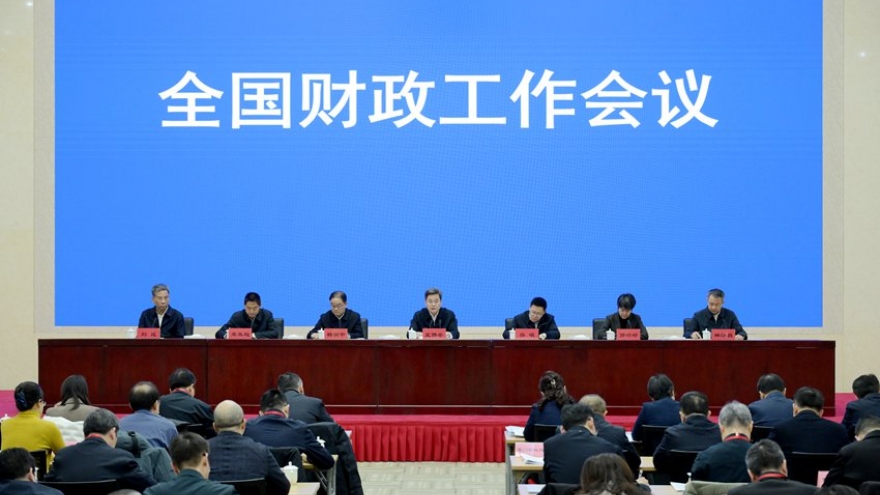 Trung Quốc đề ra chính sách tài khóa tích cực cho năm 2026