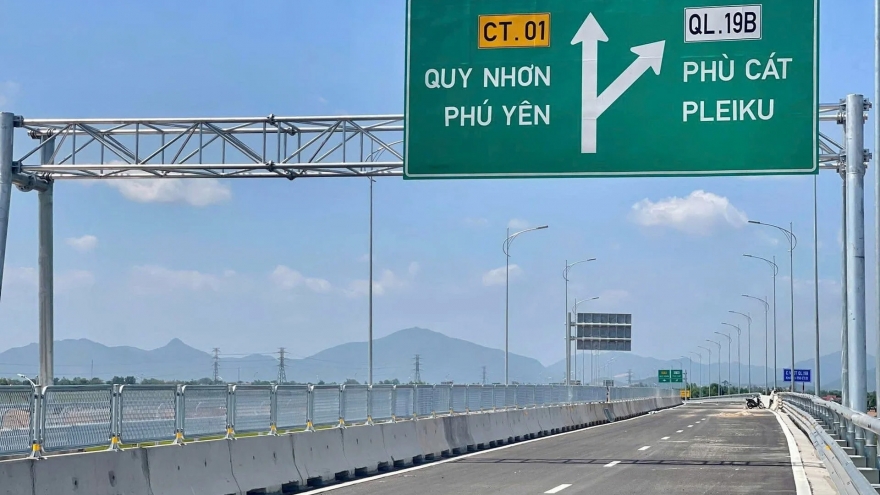 Khẩn trương chuẩn bị cho lễ khánh thành, khởi công hàng trăm dự án lớn trước 19/12