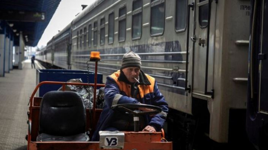 Cuộc chiến trên đường ray: Nga đánh thẳng huyết mạch đường sắt Ukraine