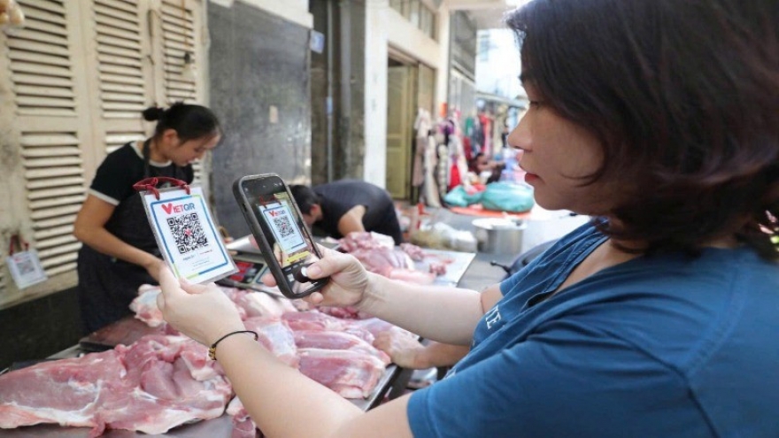 Chuyển tiền vào tài khoản cá nhân phải nộp thuế - những lưu ý quan trọng