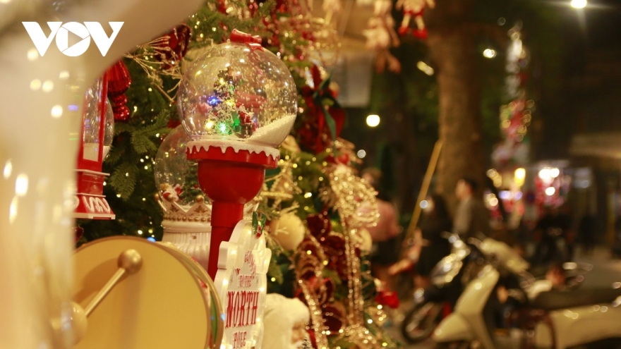 Christmas market slows in 2025 despite festive demand