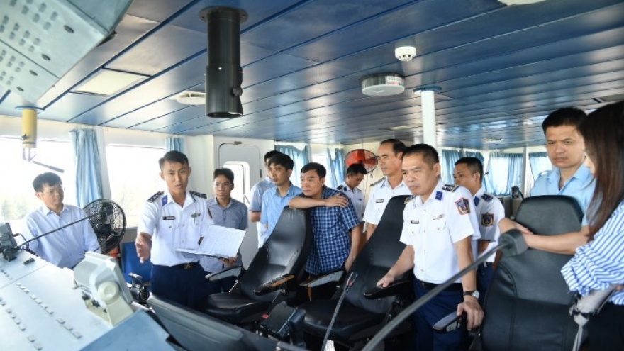 Coast Guard Region 2 Command effectively handles maritime violations