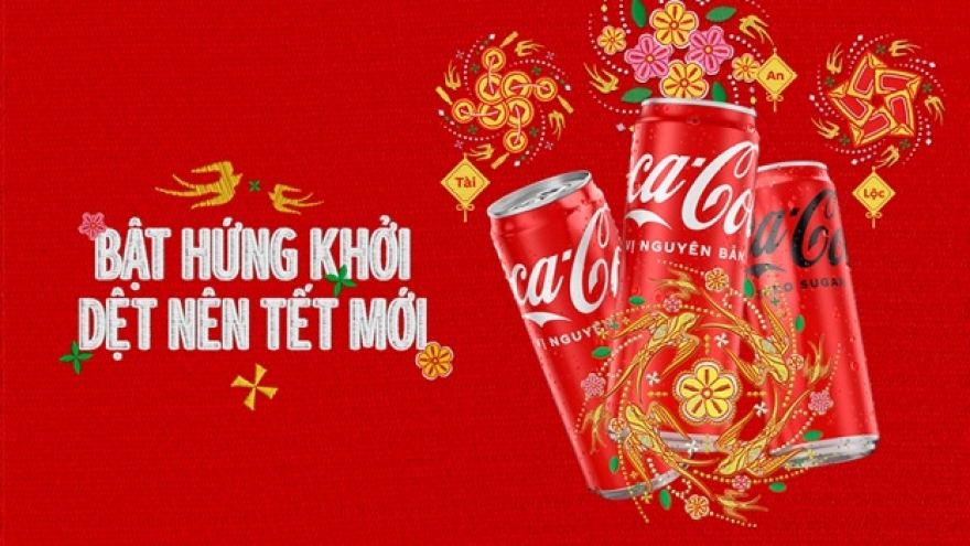 Tết 2026: Coca-Cola khơi mở hành trình “Bật hứng khởi, dệt nên Tết mới”
