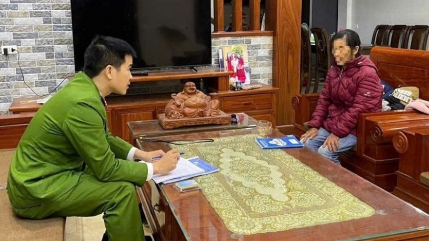 Vay tiền chuyển cho nhân viên viễn thông dởm, người phụ nữ suýt mất 60 triệu đồng