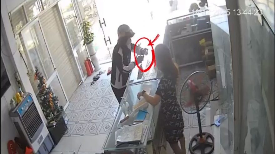 Giả vờ mua điện thoại rồi cướp iPhone, thanh niên 9x ở Đồng Nai sa lưới