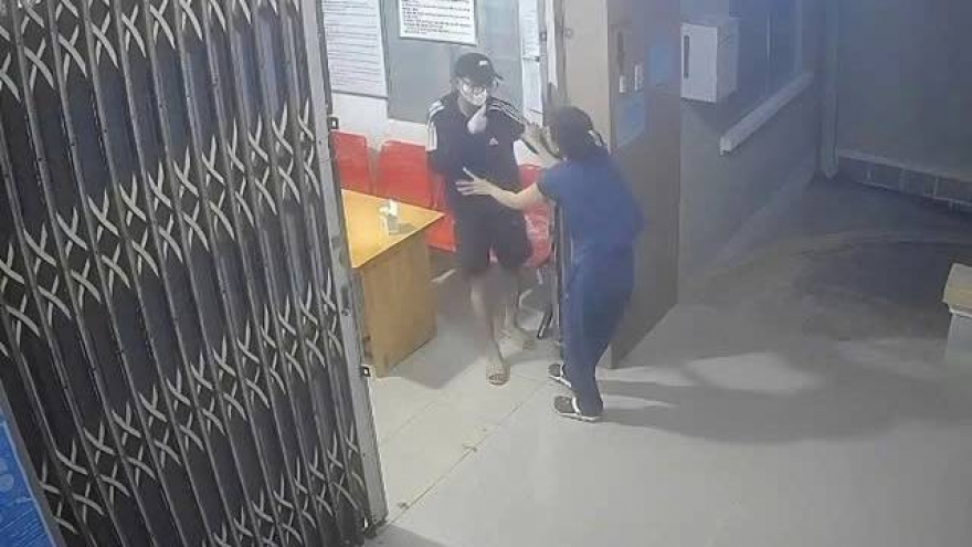 Khánh Hòa: Truy xét nghi phạm cướp tiền nữ y tá tại trạm y tế