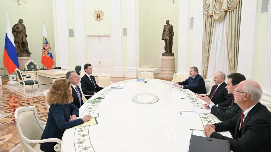 5 giờ đàm phán Nga - Mỹ tại Điện Kremlin về chấm dứt xung đột Ukraine