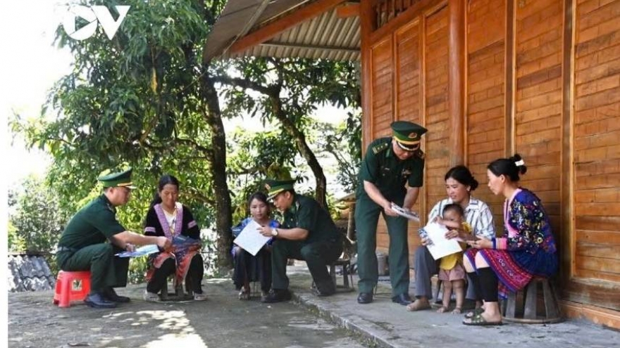 Lấy dân làm gốc để “dân biết, dân bàn, dân kiểm tra” trong kỷ nguyên thể chế mới
