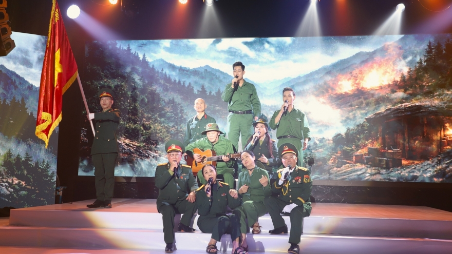 “Dấu chân người lính” - Bản hòa ca tri ân QĐND Việt Nam tại Séc