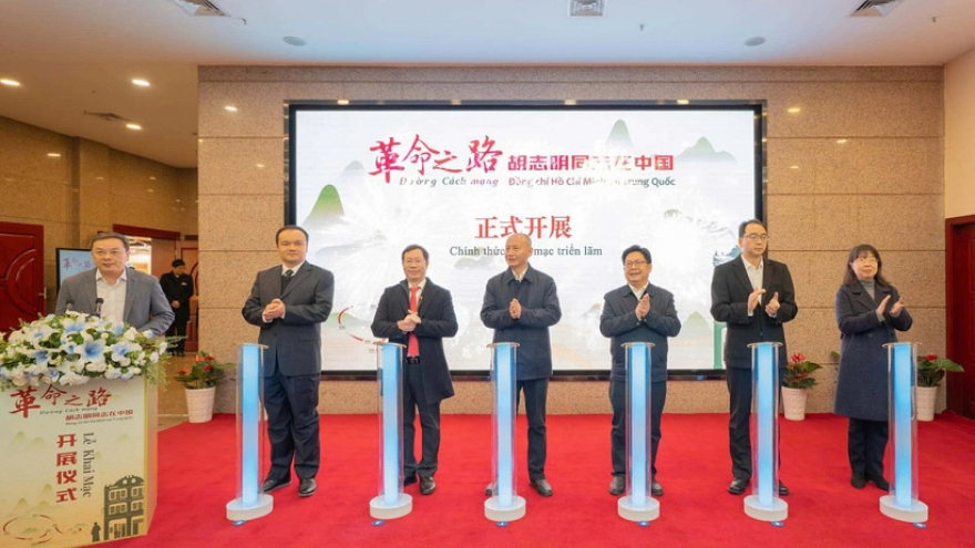 President Ho Chi Minh’s revolutionary career exhibition opens in Chongqing