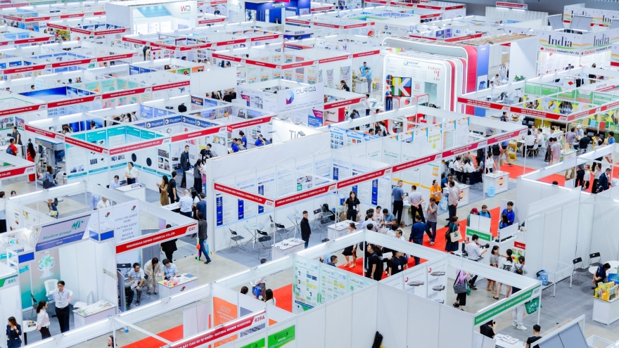 400 local, foreign firms to attend int’l industrial exhibitions in HCM City